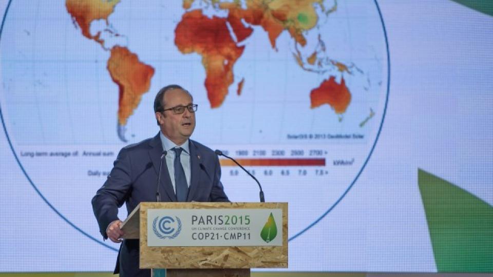 President Hollande opent klimaattop in Parijs 