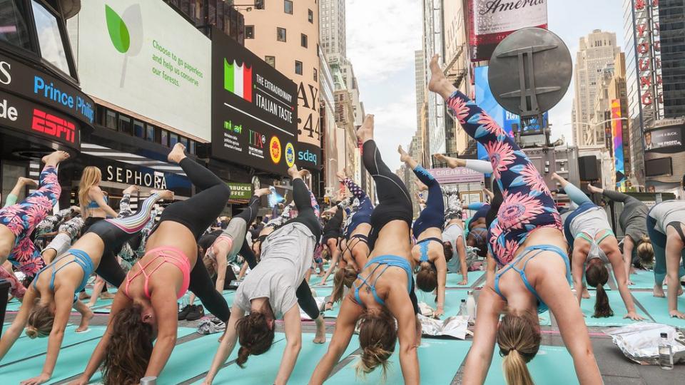 Yoga op Time Square